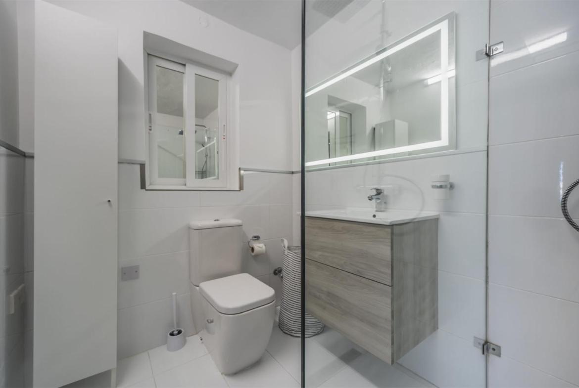 Deluxe Seaview Apartment San Ġiljan Buitenkant foto