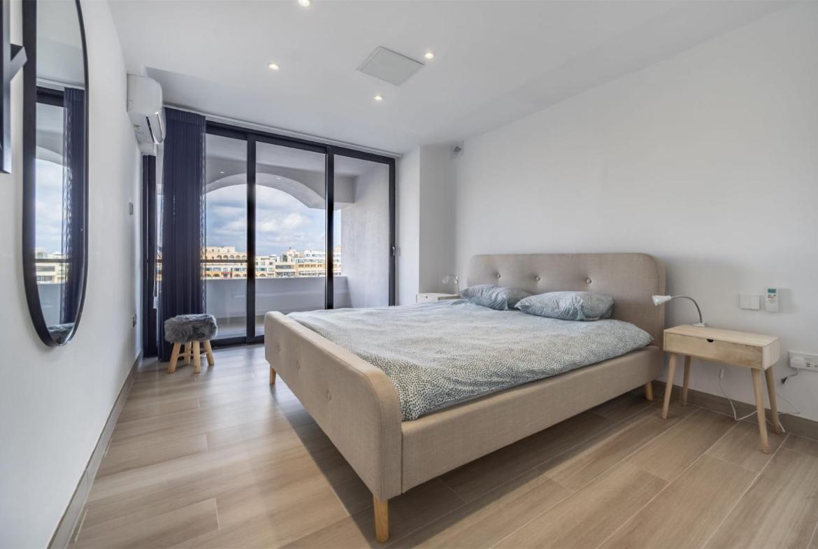 Deluxe Seaview Apartment San Ġiljan Buitenkant foto