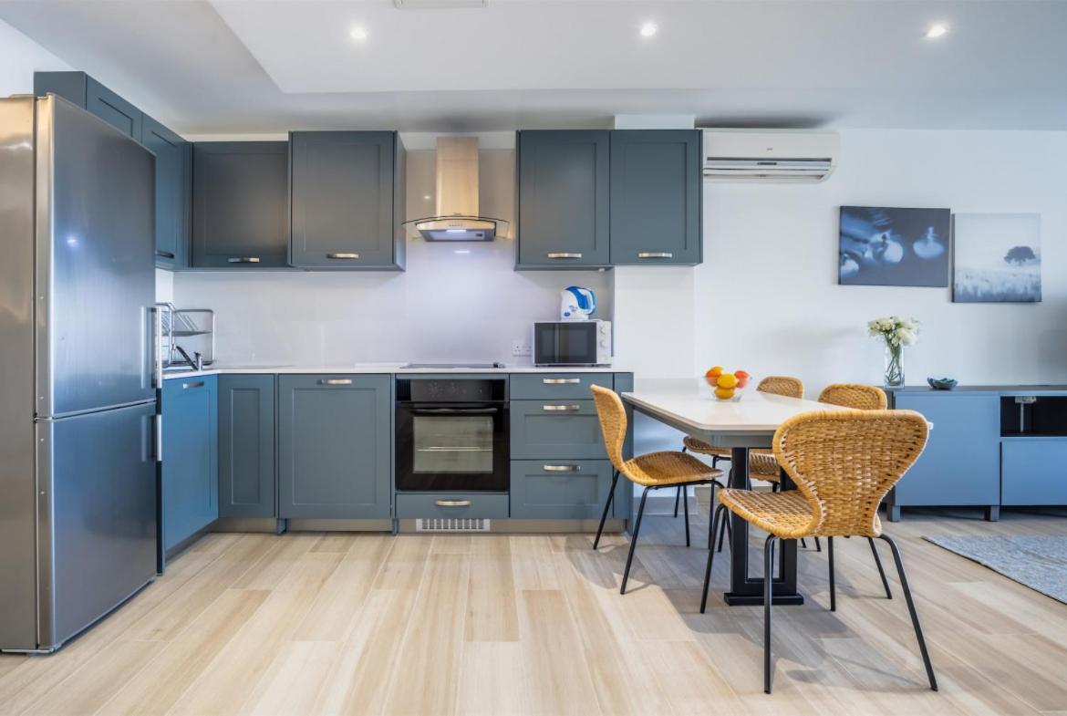 Deluxe Seaview Apartment San Ġiljan Buitenkant foto